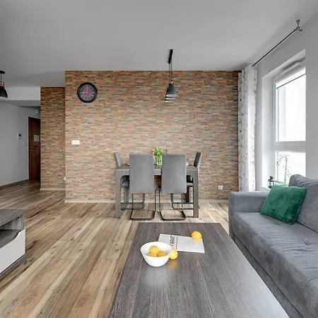 Bastion View Triapart